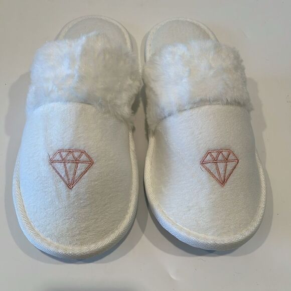 Miss to Mrs Bridal Bundle includes a lot of 5 - Picture 5 of 6